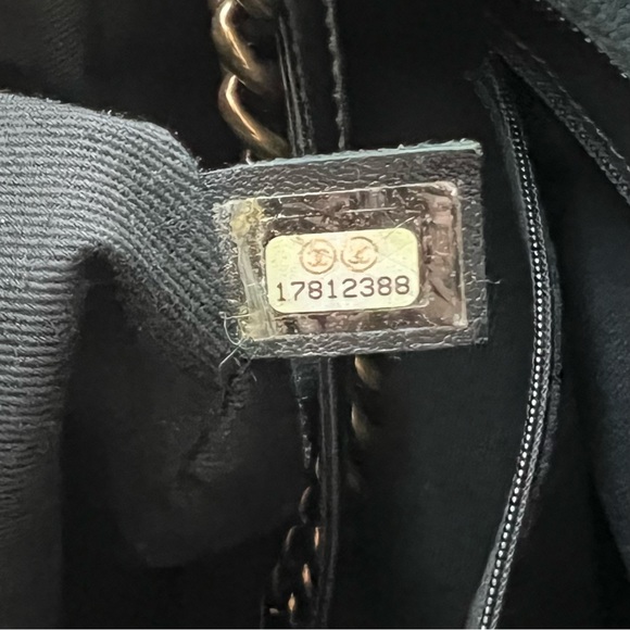 Chanel Black Caviar Leather Quilted Hobo Crossbody Bag - Picture 16 of 16